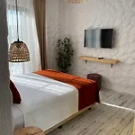 Huzurla Hotel *
