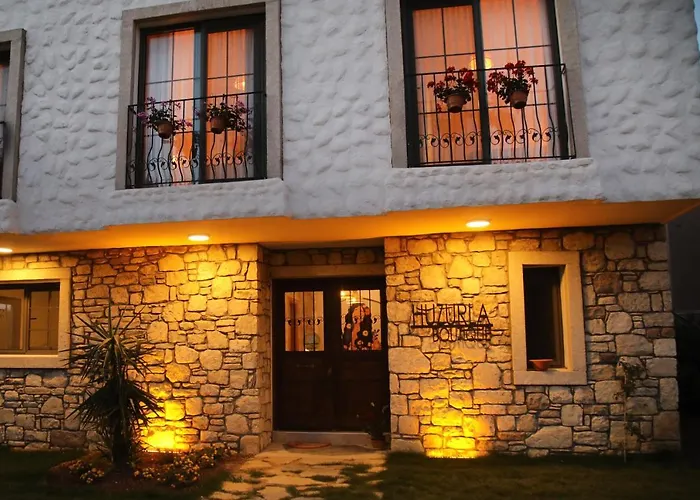 Huzurla Hotel