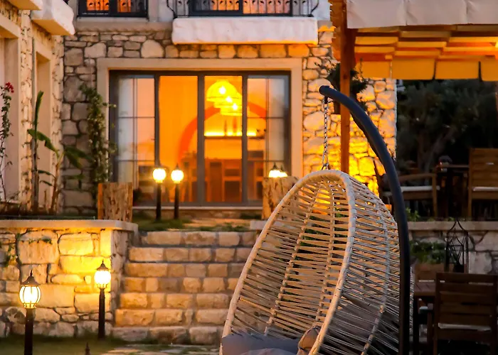 Huzurla Hotel