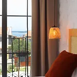 Hotel Huzurla *