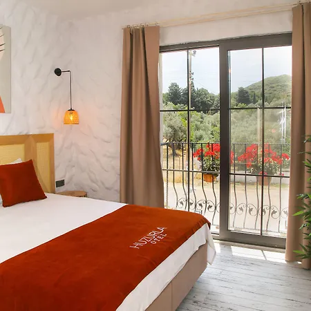 Hotel Huzurla