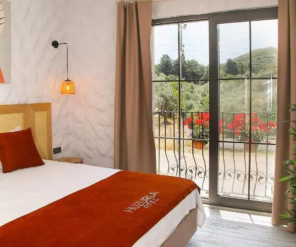 Huzurla Hotel