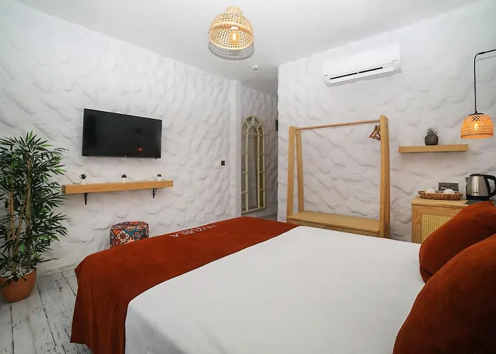 Hotel Huzurla İzmir